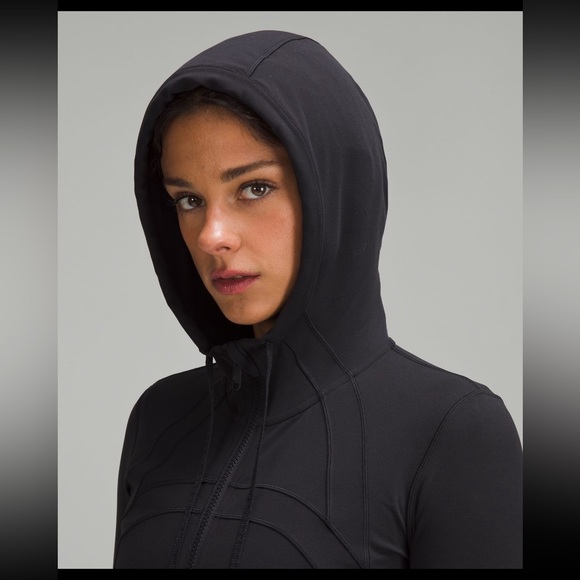 Lululemon Hooded Define jacket - Picture 4 of 10